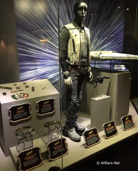 star-wars-launch-bay-solo-1.jpg