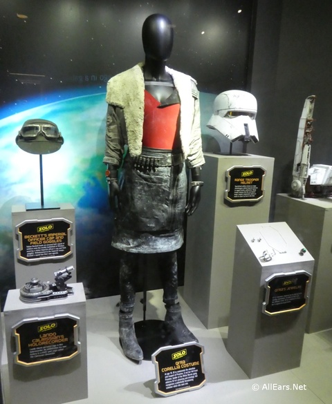 star-wars-launch-bay-solo-4.jpg