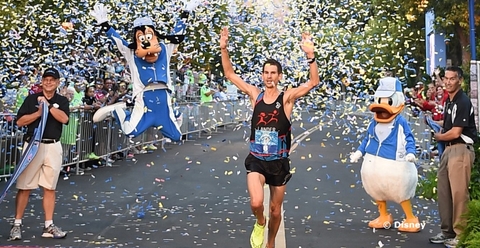 disneyland-marathon-winner-2015.jpg