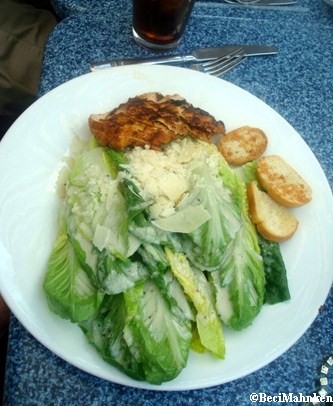 Cafe Orleans Salad