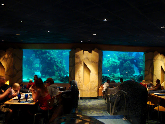 Coral Reef Dining Room3