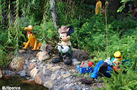 Camp Minnie-Mickey</