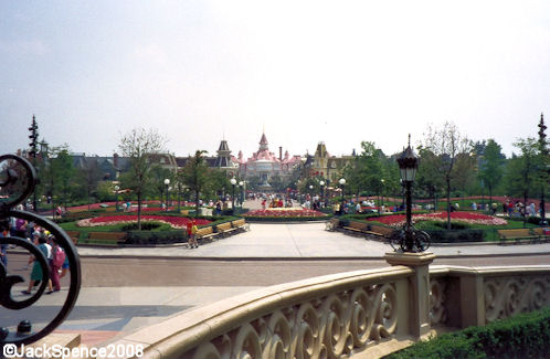 Disneyland Paris Hub