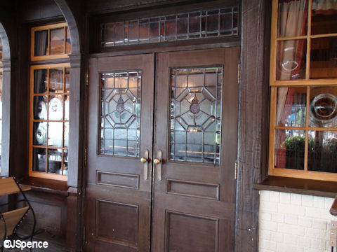 Restaurant Entrance