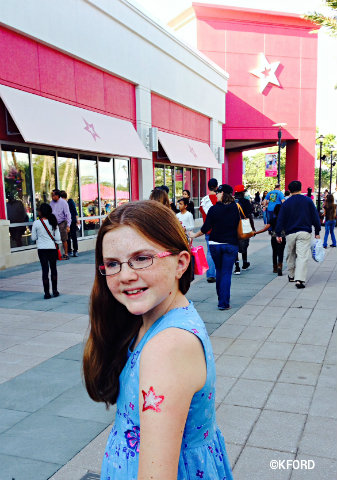 american-girl-store-lauren-glitter-tattoo.jpg