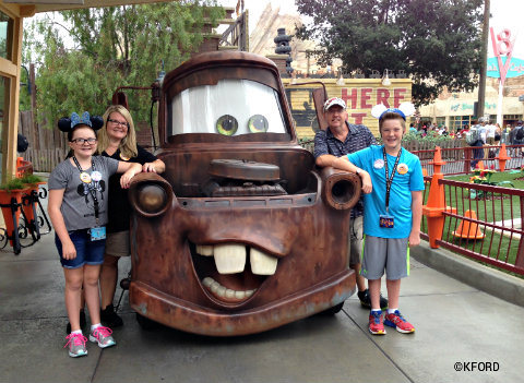 disney-california-adventure-cars-land-mater-meet-and-greet.jpg