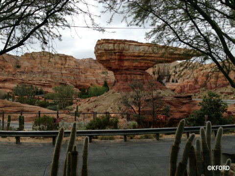 disney-california-adventure-cars-land-ornament-valley-cadillac-mountain-range.jpg