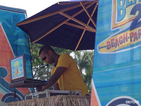 disney-channel-teen-beach-2-beach-party-dj-typhoon-lagoon.jpg