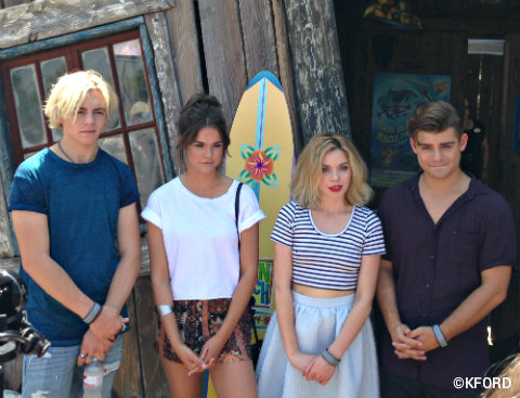 disney-channel-teen-beach-2-cast-typhoon-lagoon.jpg