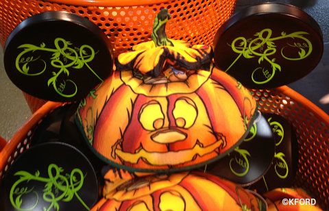 disney-halloween-pumpkin-mouse-ears.jpg