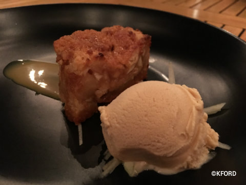 disney-springs-stk-orlando-apple-crumb-cake.jpg