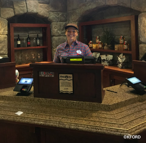 disney-wilderness-lodge-roaring-fork-cashier.jpg