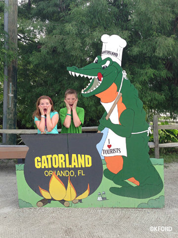 gatorland-funny-photo-op.jpg