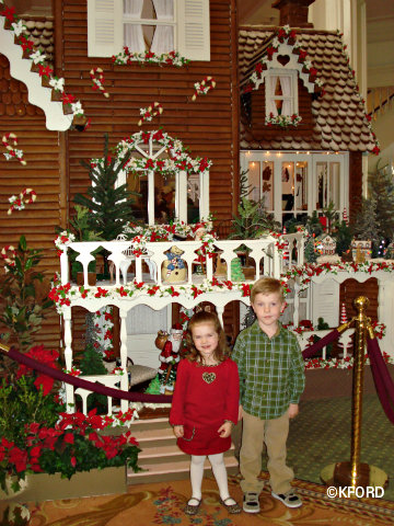 grand-floridian-gingerbread-house.jpg