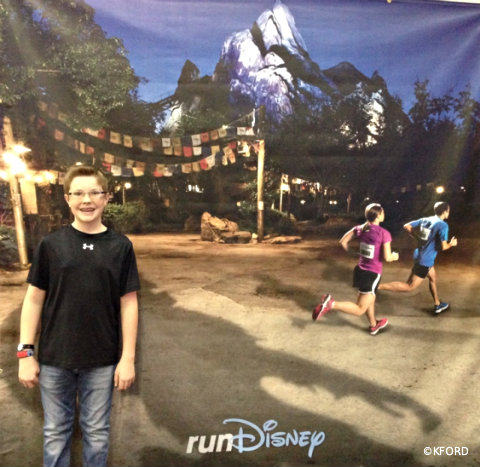 rundisney-expedition-everest-challenge-photo-op.jpg