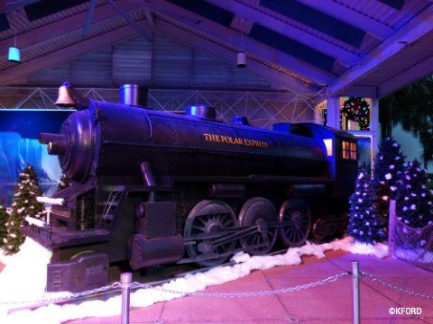 seaworld-christmas-polar-express.jpg