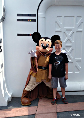 star-wars-weekends-carter-jedi-mickey.jpg