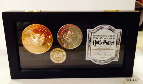 universal-orlando-harry-potter-diagon-alley-collectors-coins.jpg