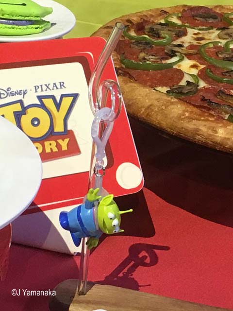 Pixar Fest Alien straw clip
