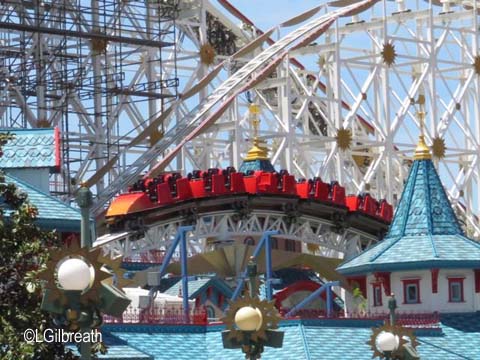 Incredicoaster vehicle