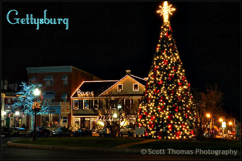 Christmas tree in Lincoln Square, Gettysburg, Pennsylvania