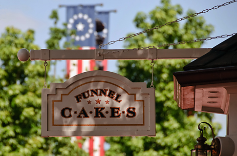 Funnel Cakes sign