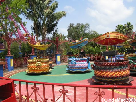 Hat Dance Ride Knott's Berry Farm