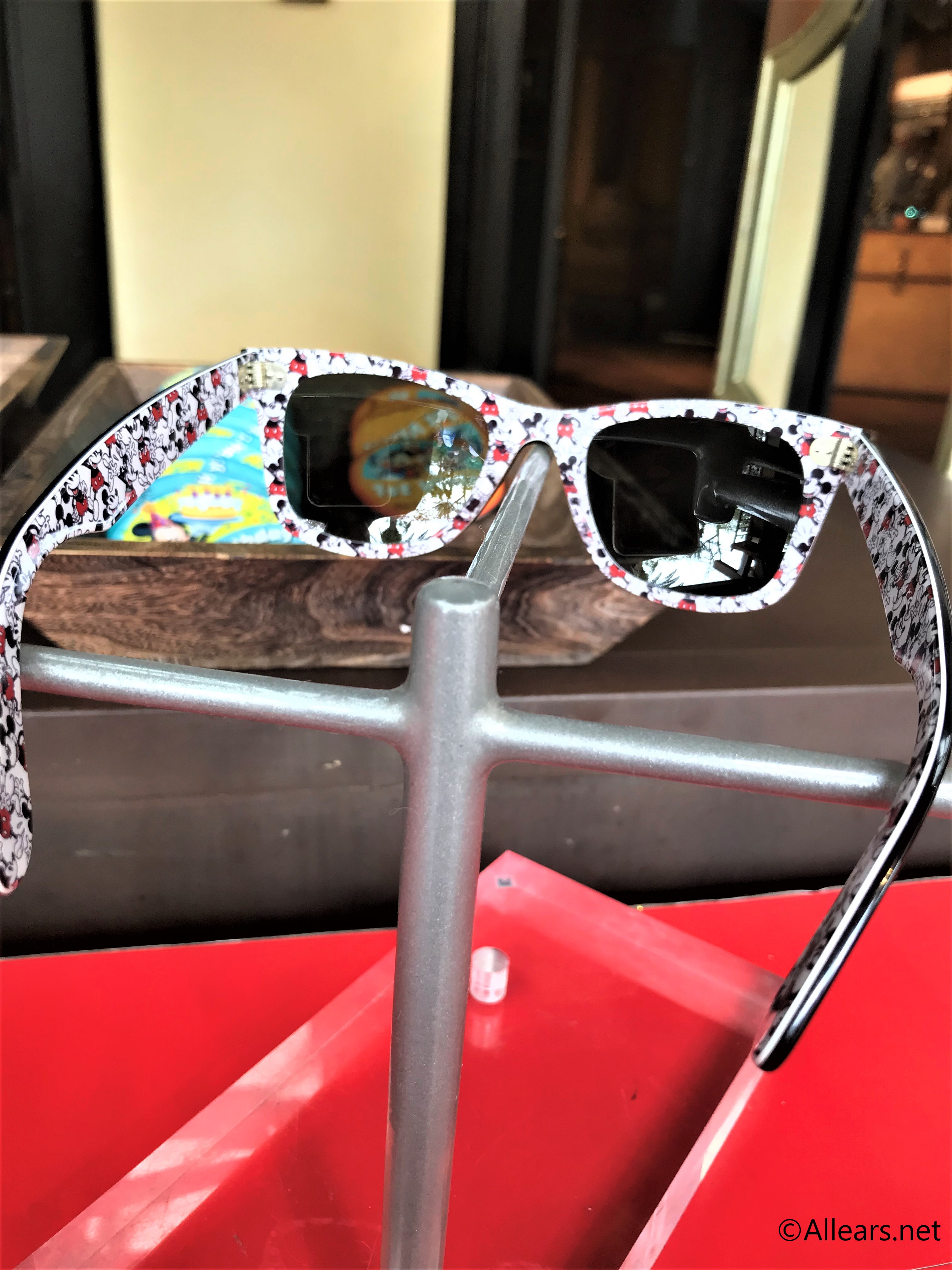 mickey mouse wayfarer sunglasses