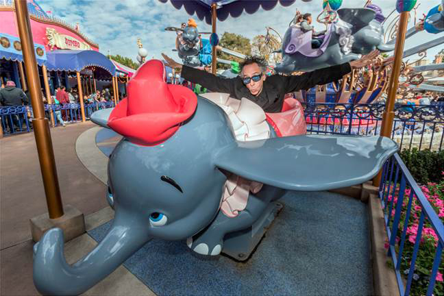 Tim Burton, Director of New Live-Action Dumbo, Makes a Surprise Visit to  Disneyland - AllEars.Net