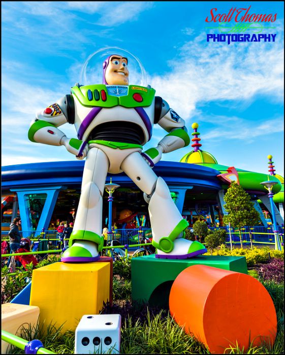 Life sized Buzz Lightyear