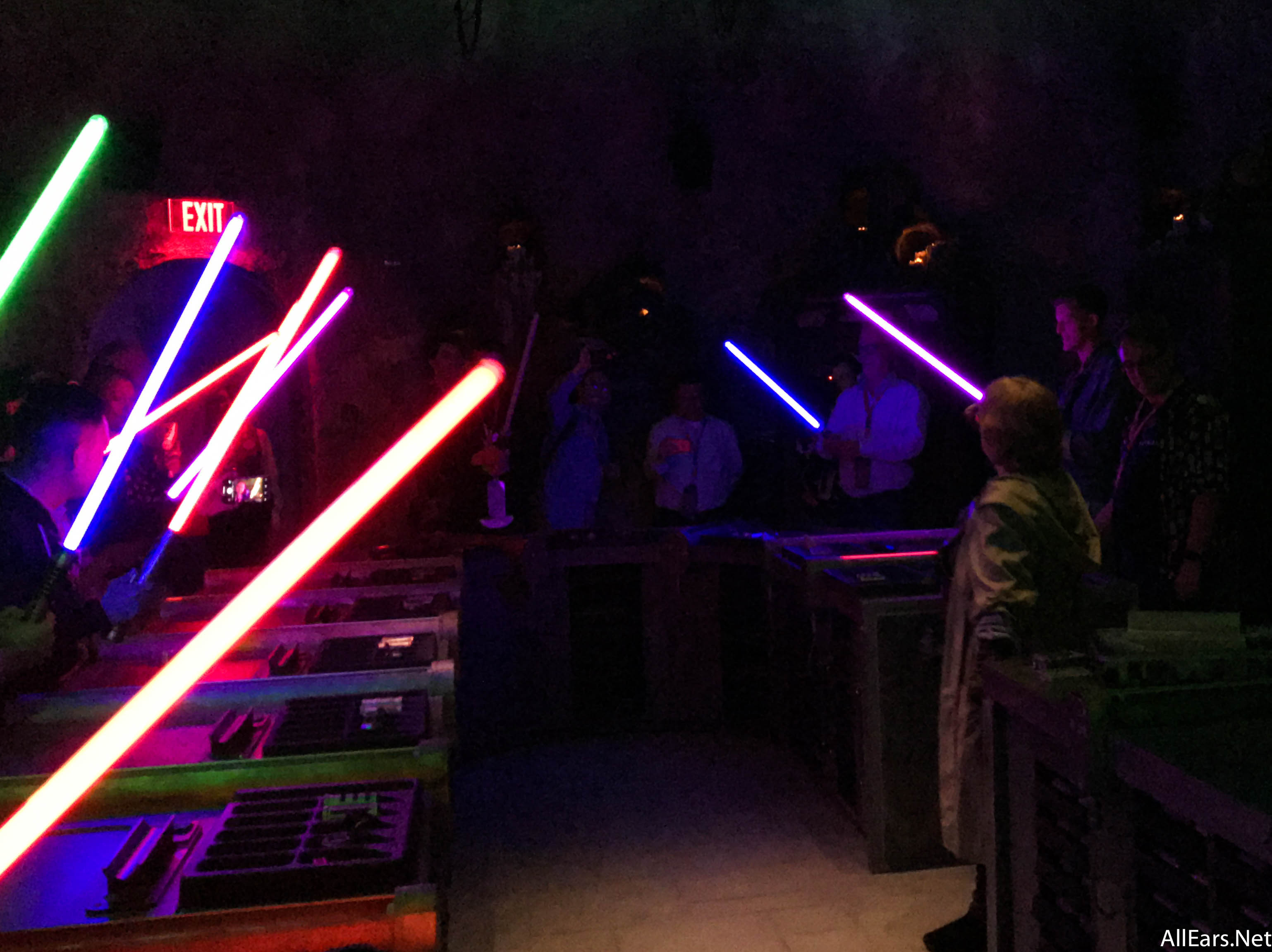 Purple, Green, Blue or Red: Savi's Workshop in Star Wars: Galaxy's Edge  Lets You Build Your Own Lightsaber - AllEars.Net