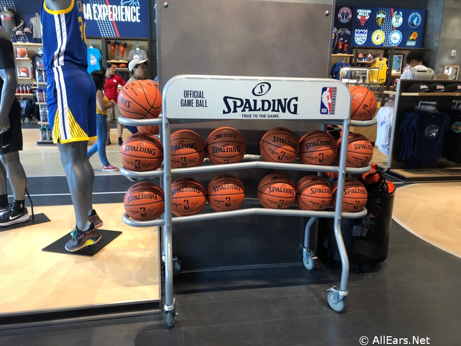 Disney Sports & Outdoors Toys  NBA Experience Basketball by Spalding -  Boys/Girls ⋆ Radiocouleurfm