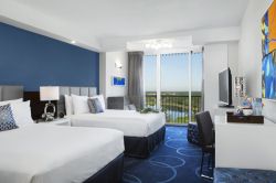 B Hotel