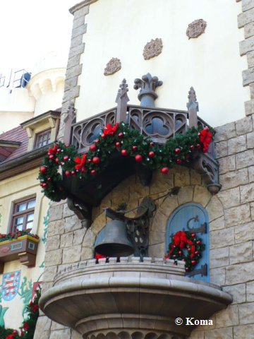 xmas2010_epcot4.jpg