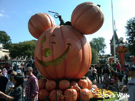 Pumpkin Mickey Photo Op