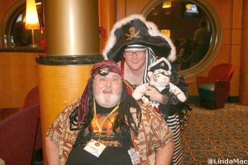 MouseFest Pirate Cruisers Ray and Tacey