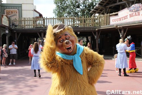 Magic Kingdom Walk About