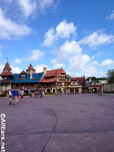 Magic Kingdom Walk About