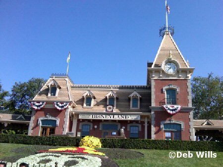 Disneyland Now Open