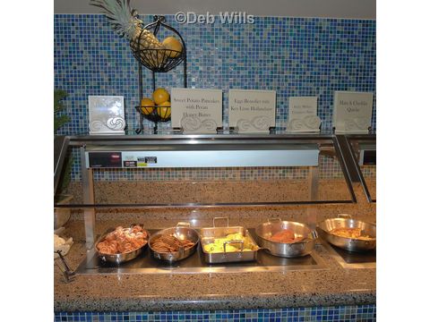 The Wave Breakfast Buffet at Contemporary