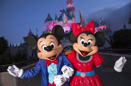 Mickey-and-Minnie-4_15_DL_60th.jpg