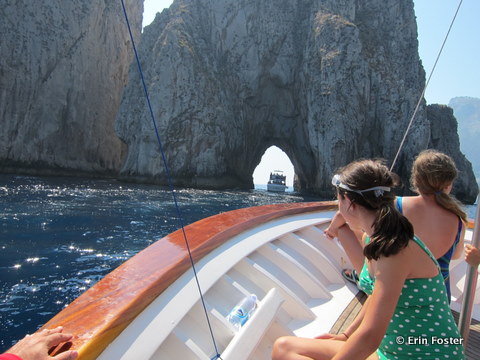 Capri-boat.jpg