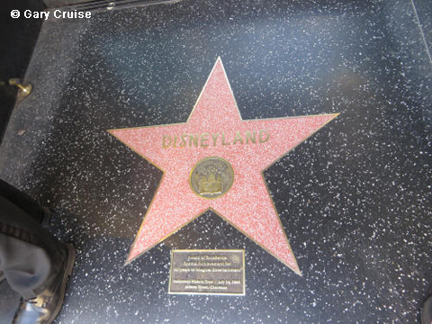 Disneyland's star