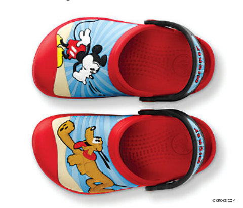 mickey mouse crocs disney world