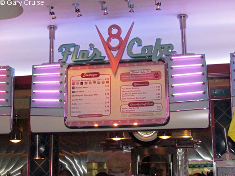 Flos_V8_Cafe