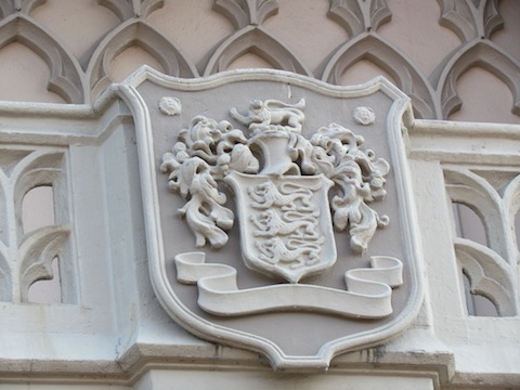 Disney family coat of arms