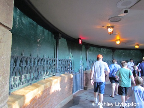 Queue line