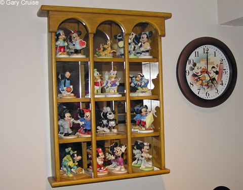 Figurines