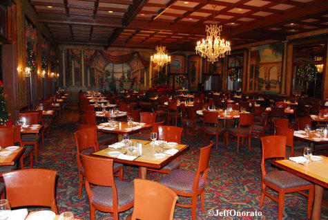 Tutto Italia Dining Room