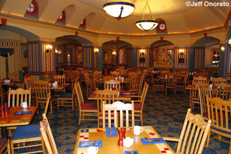 Captain's Grille Yacht Club